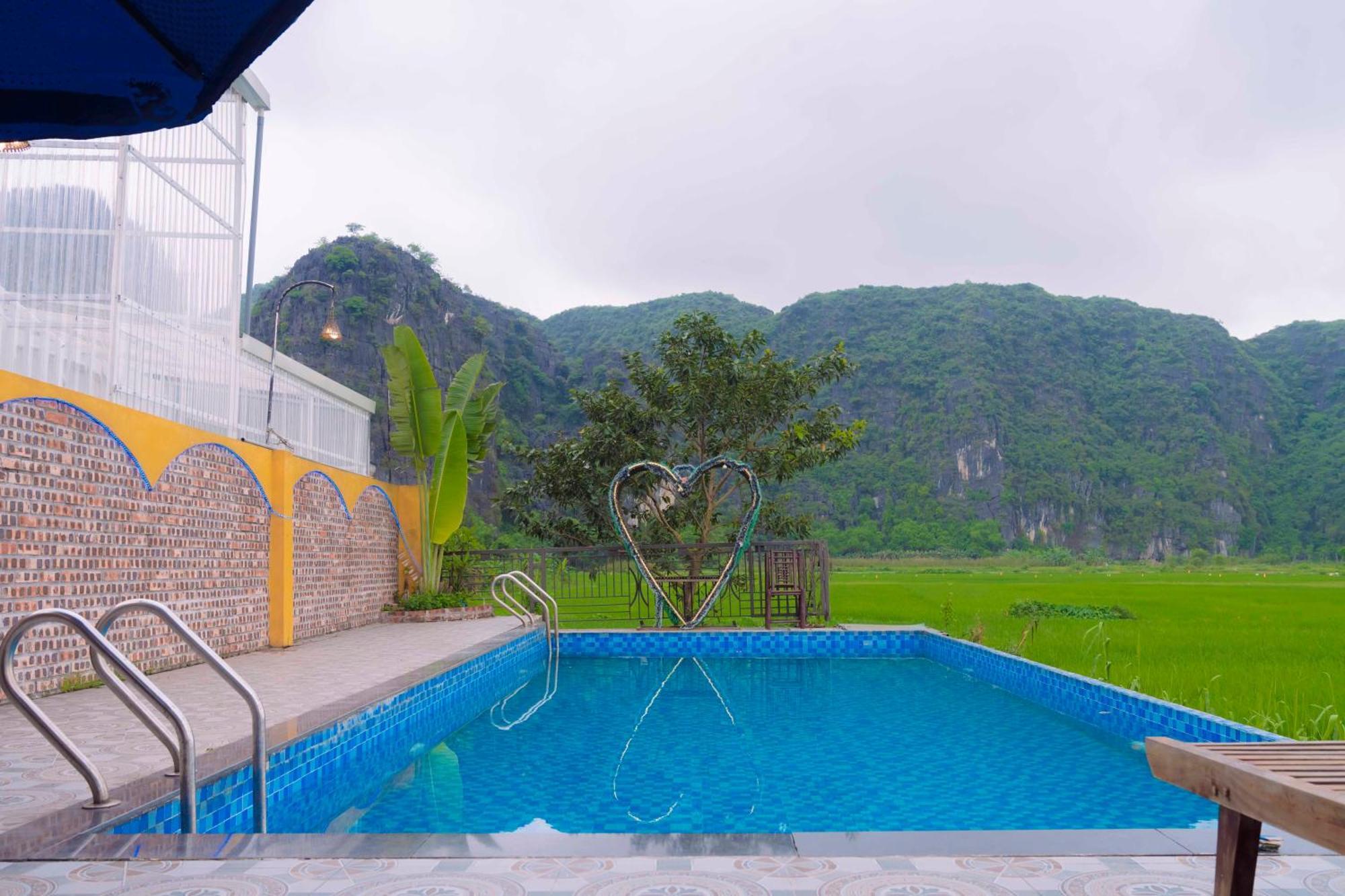 Papaya Bungalow & Rice Fields Apartment Нин Бин Екстериор снимка